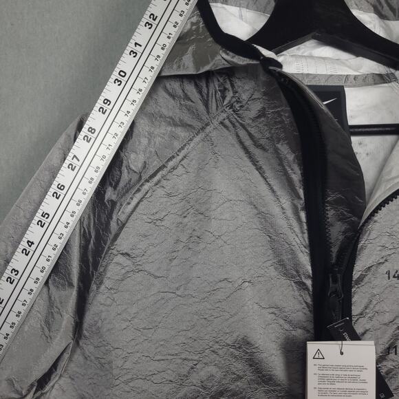 Nike Men's Tech Pack Woven Hooded Jacket Sz Medium Reflective Silver & Black NWT - Picture 12 of 13